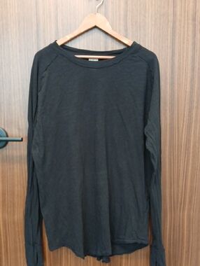 WE THE FREE Crewneck T-Shirt SZ M